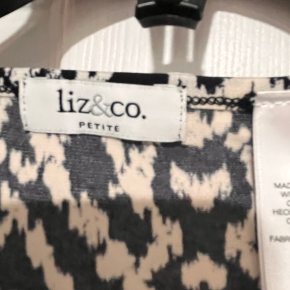 Liz & Co Petite black and white three-quarter sleeve top size petite extra-large - Picture 4 of 9